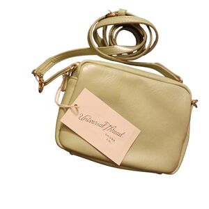 💚NWT UNIVERSAL THREAD MINI CAMERA CROSSBODY HANDBAG💚